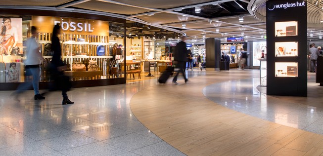 Flughafen Düsseldorf: Angebote an allen Seiten.
