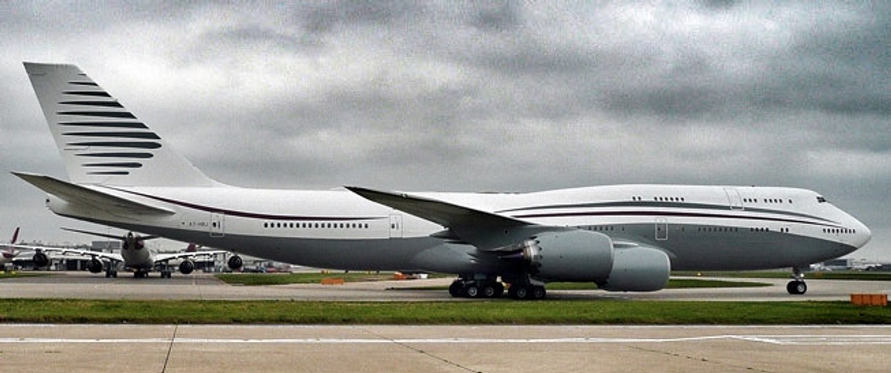 Boeing 747-8 von Amiri Flight: Nächtlicher Abstecher nach Zürich.
