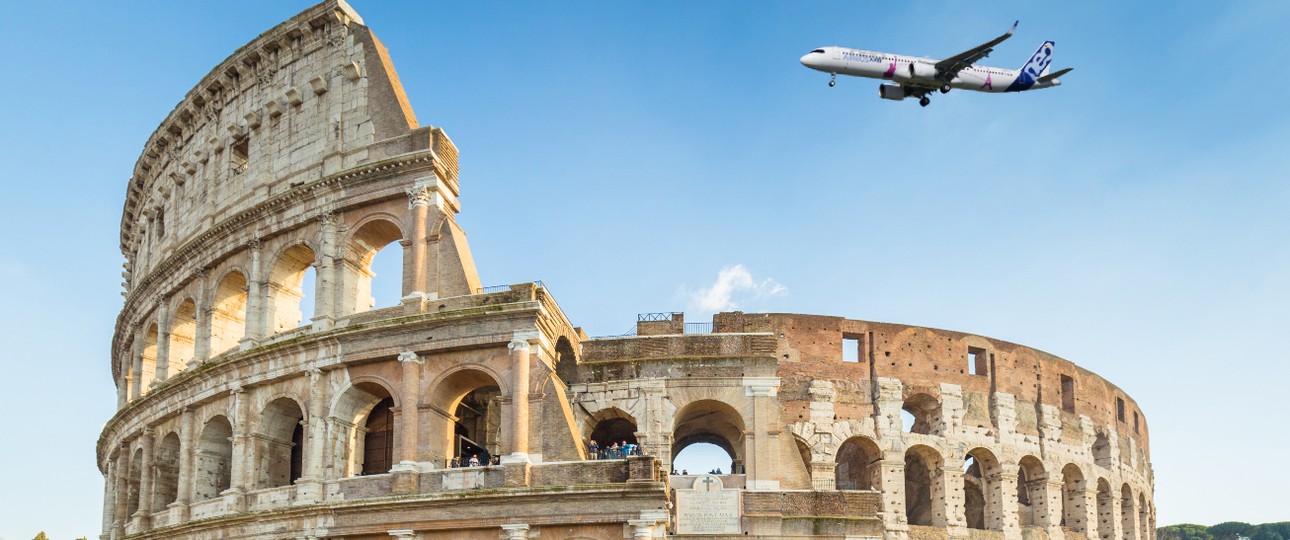 A321 LR über dem Kolosseum in Rom: ITA mietet die Variante.