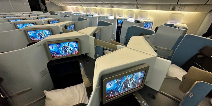 Die neue Business-Kabine von KLM in den Boeing 777.