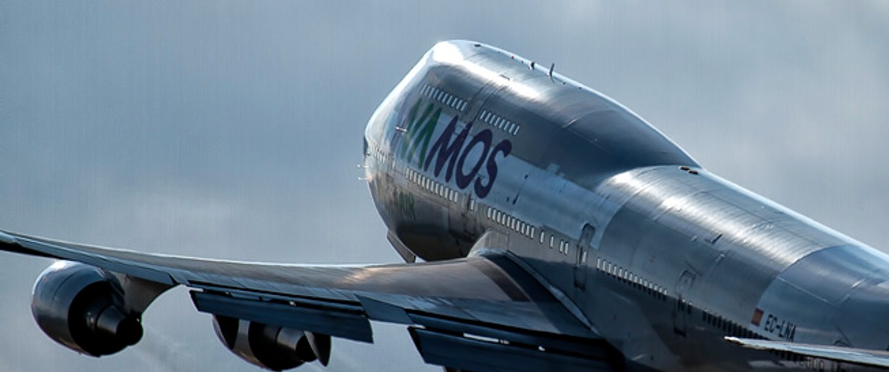 Boeing 747-400 von Wamos Air: Fliegt im Sommer nach Rostock.