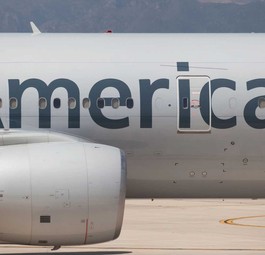 Trent 800 an einer Boeing 777 von American Airlines: Der Transport eines Triebwerks ging schief.