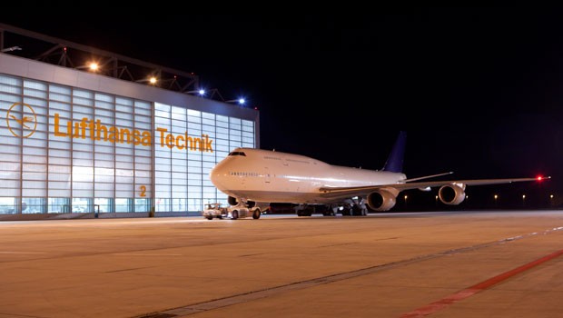 Lufthansa führt im kommenden Monat den ersten Flug durch.