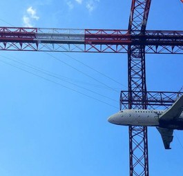 Die Fokker 28 am Versuchsstand.