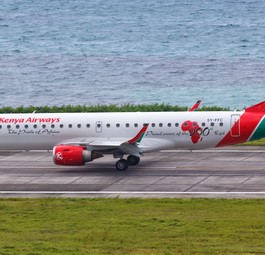 Embraer E190 von Kenya Airways: Die Airline will die Flotte jetzt vielleicht doch vergrößern. 
