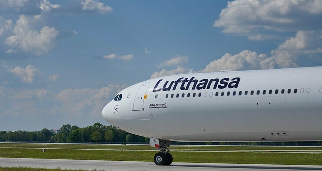 Airbus A340-Lufthansa: Weitere Ehrenrunde.