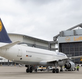 Airbus A320 mit dem Kennzeichen D-AIQF: Wichtige Rolle am Boden - nicht mehr in der Luft.