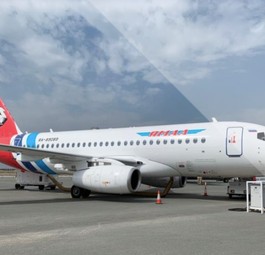 Superjet 100 der russischen Yamal auf der Bahrain Air Show: Mögliche Bestellung.