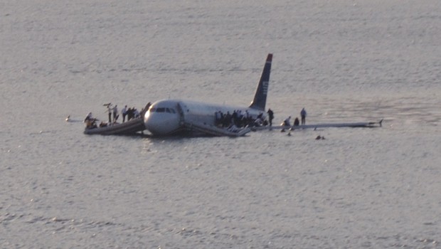 Die wohl spektakulärste Landung eines A320 war das «Wunder vom Hudson»: Im Januar 2009 landete eine Maschine von US Airways sicher auf dem Fluss.