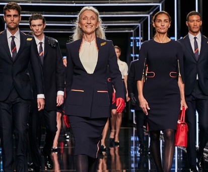 Die künftigen Uniformen von Iberia: Hier erstmals zu sehen auf einer Modenschau in Madrid.