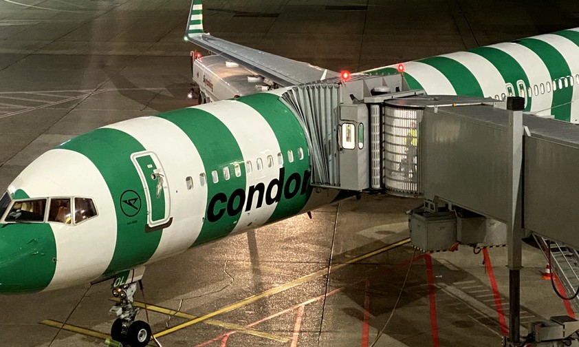 Die D-ABOL, hier in Düsseldorf: In Mallorca gab es einen Vorfall mit dem Jet.