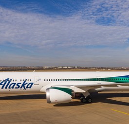 Boeing 787 in Farben von Alaska Airlines: Bald nach Europa unterwegs.