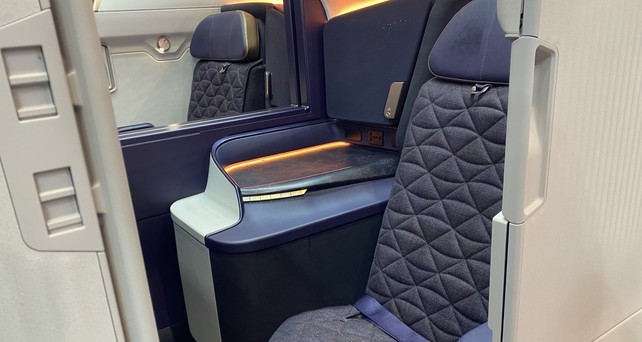 riyadh air business class suite safran aix demonstrator 03