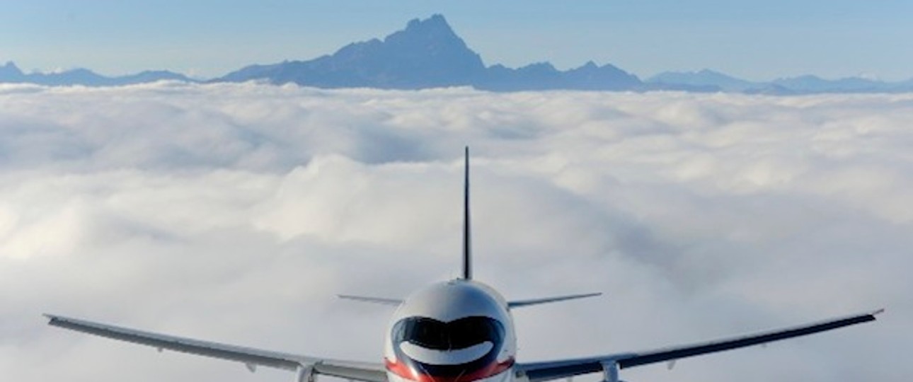Die indonesische Fluggesellschaft Sky Aviation setzt trotz Unfall auf den Sukhoi Superjet 100