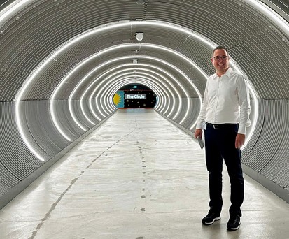 Lukas Brosi: Seit 100 Tagen Chef des Flughafens Zürich.