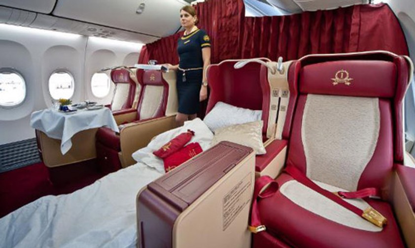 Echte First Class in echter Boeing 737: Transaero bietet Ungewöhnliches.