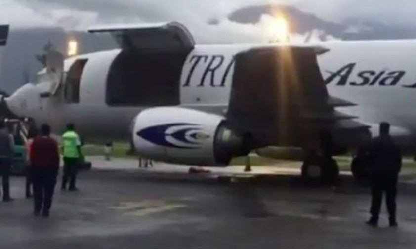 Ladung bringt Flugzeug zum Kippen