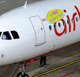Jet mit Air-Berlin- und Niki-Schriftzügen: Wo wird das Insolvenzverfahren eröffnet?