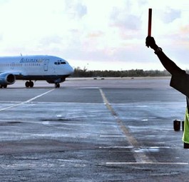 Boeing 737-500 von Bahamasair: Darf nicht mehr in die USA.
