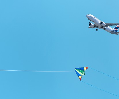 Airbus A320 Neo von Latam und Drache: Gefährliche Begegnungen nehmen zu.