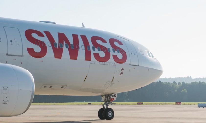 HB-JHK: Der Airbus A330 steckt derzeit noch in Bangor fest.