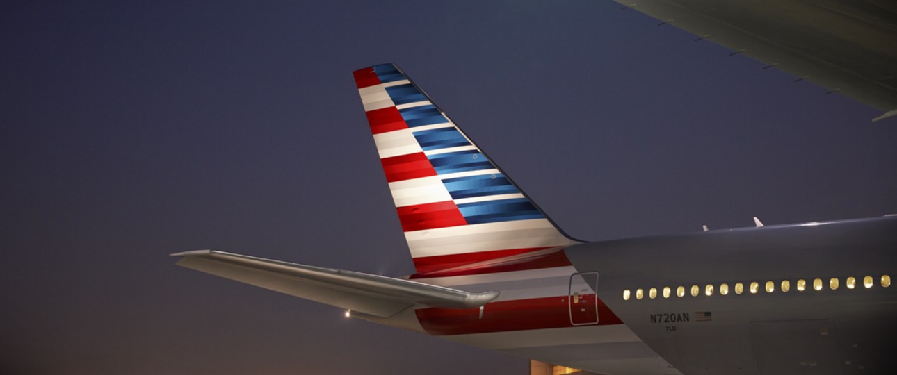 Flieger von American Airlines: Für Nachtflüge soll es mehr Geld geben.