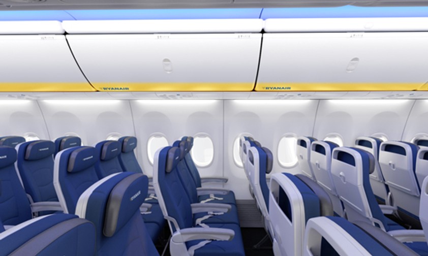 Neue Ryanair-Kabine: Ein dezentes Blau ersetzt das knallige Blau der alten Sitze. Die Sessel sind zudem dünner, was mehr Platz schafft.