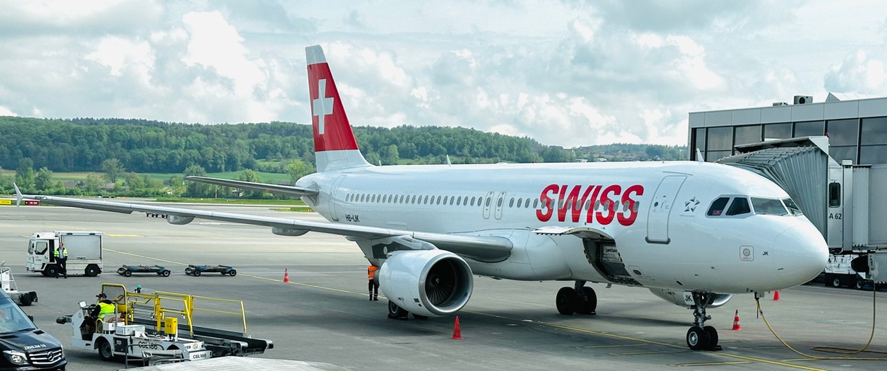 Airbus A320 von Swiss: Damit Flugzeuge pünktlich abfliegen können, muss im ganzen Luftverkehrssystem alles perfekt funktionieren.