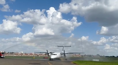 dash 8 200 air kenya