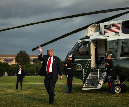 Marine One auf der Ellipse: Wegen der Bauarbeiten von hier unterwegs.