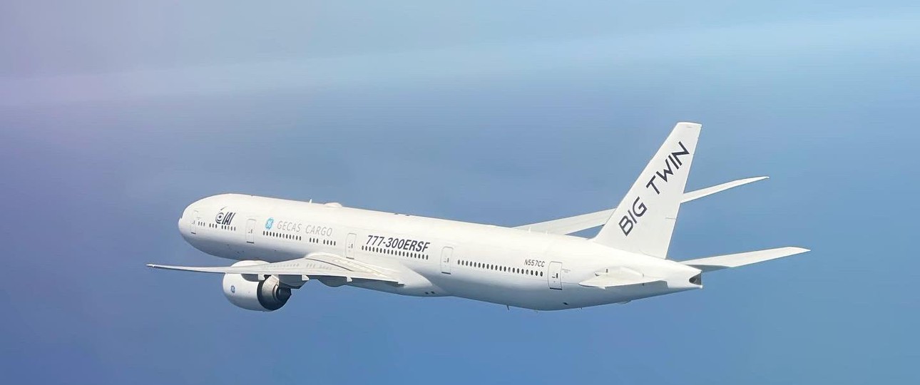 Boeing 777-300 ERSF: Das erste Testflugzeug nahm an einem Rundflug über Israel Teil.