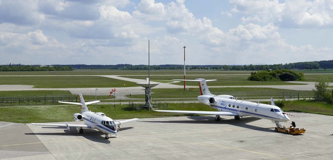 Die Versuchsflieger sind mit Instrumenten ausgestattet, welche in der kommenden Flugkampagne die aktuelle Zusammensetzung der Erdatmosphäre über den Testgebieten messen.