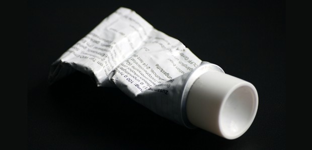 Medikamenten-Tube: Darf bald wieder problemlos an Bord.