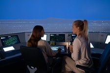 Blick auf das Vorfeld bei der DFS