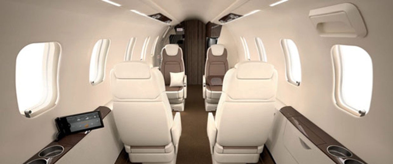 Learjet-Kabine: Für die Manager der Luxus.