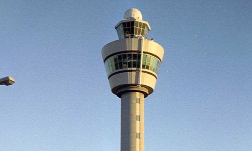 Flughafen-Tower: Nicht immer klappt die Kommunikation.