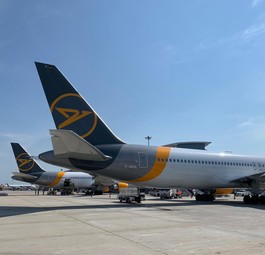 Eine Zwischenlandung gibt es auf dem Hin- und dem Rückflug in Phuket.
