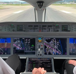 Blick ins Cockpit eines Airbus A220 von Swiss.