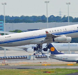 Flieger von Air China und Lufthansa: Mit- statt gegeneinander.