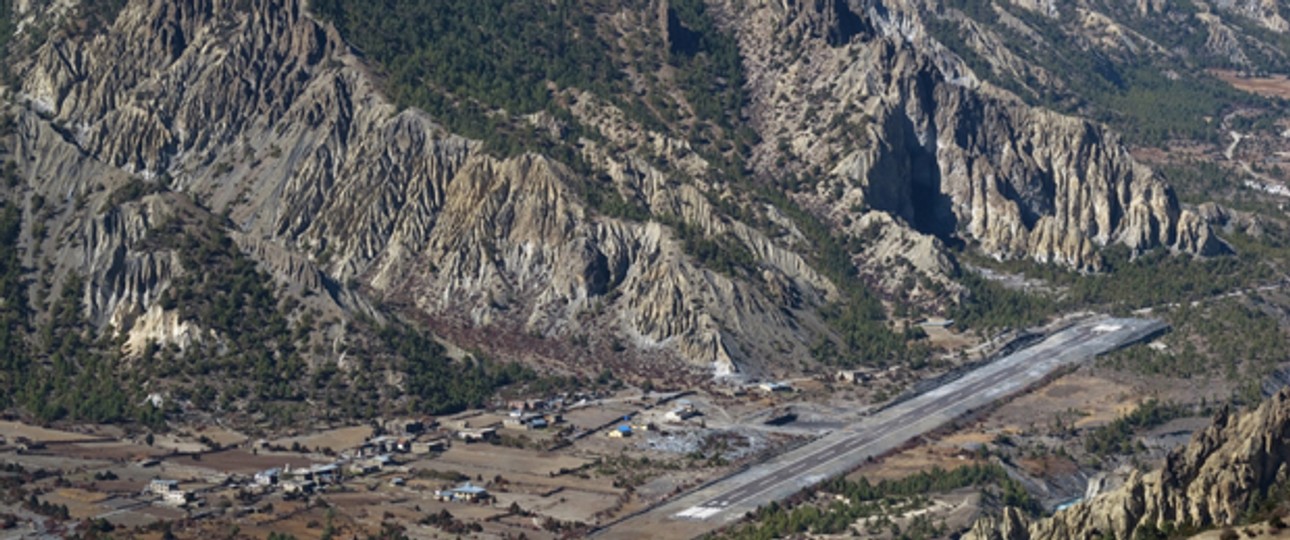 Schwieriges Fluggebiet: In Nepal gibt es extremes Wetter, gebirgiges Gelände und wenig Infrastruktur.
