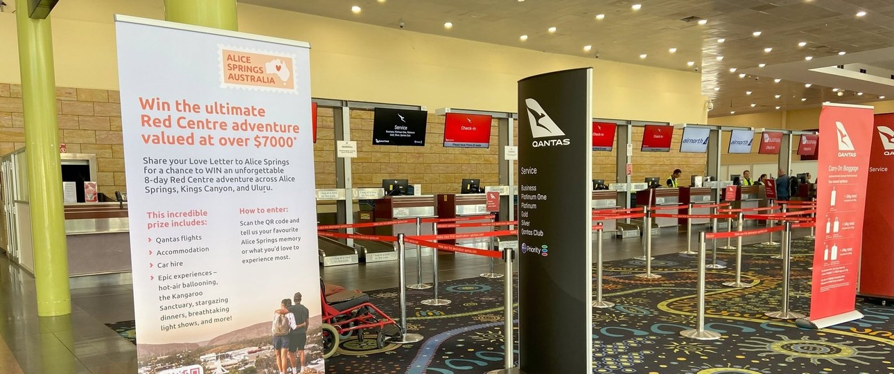 Alice Springs Airport Check-In: Der Airport hat ein akutes Schlangenproblem.