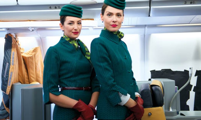Die aktuellen Uniformen von Alitalia: Ettore Bilotta schuf sie 2016.