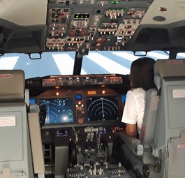 Boeing-737-Max-Simulator in Dublin: Ryanair setzt auf eigene Pilotinnen und Piloten.