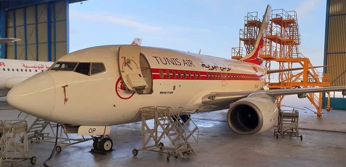 Der Jubiläumsflieger von Tunisair: Die Boeing 737-600 ...