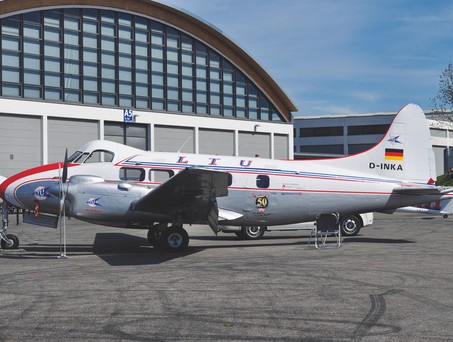 Die originale De Havilland Dove mit dem Kennzeichen D-INKA flog ab 1957 für LTU, wurde aber zwei Jahre später nach ihrer Veräußerung an die belgische Sotramat zerstört, als sie in Frankreich gegen einen Hochspannungsmast prallte.