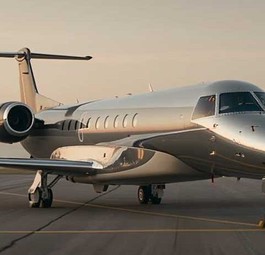 Embraer Legacy 600/650: Peakjet zeigt das Flugzeug mit bis zu 13 Plätzen auf ihrer Website. 