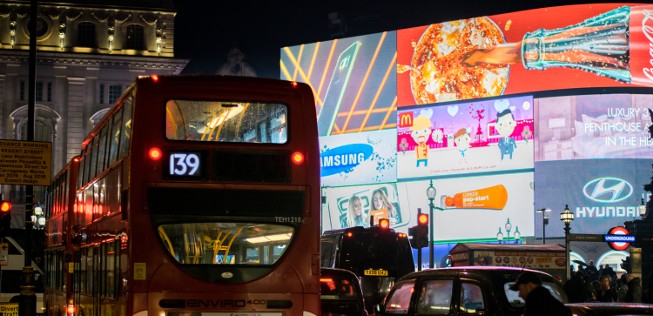 Piccadilly Circus: Einkaufstouristen können vom Brexit-Votum profitieren.