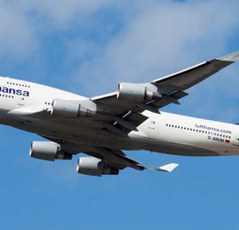 Eine Boeing 747-400 von Lufthansa: Fliegt eine innerdeutsche Route.
