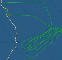 Flug FR7712 vom 16. August bei Flight Aware: Die grüne Linie zeigt den Flugverlauf, die gestrichelte Linie ist die deutsch-niederländische Grenze.