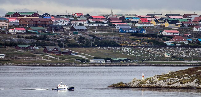 Hauptort Stanley: Reisen auf die Falklandinseln werden einfacher.